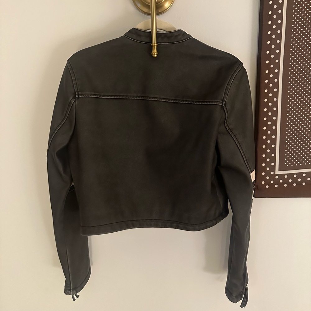 Urban Outfitters Black and Cream Leather Jacket - Picture 3 of 4